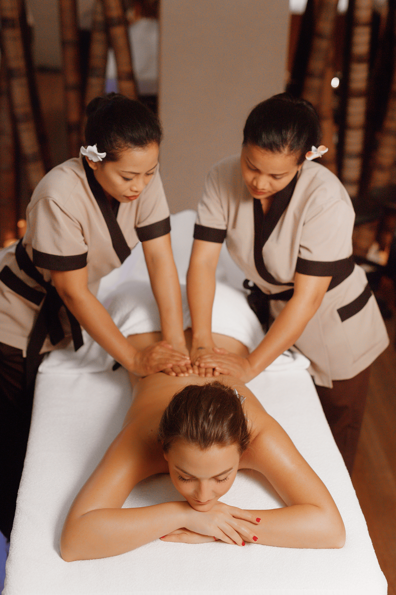 4-händige Massage bei Miedie Thaimassage